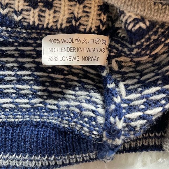 Norlender Knitwear Norwegian 100% Wool Baby Cardigan - Picture 13 of 14